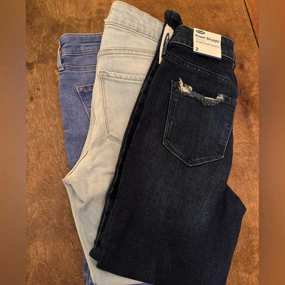 (Selling as set)3 pairs/ Size 2 women’s old navy jeans - Picture 10 of 11